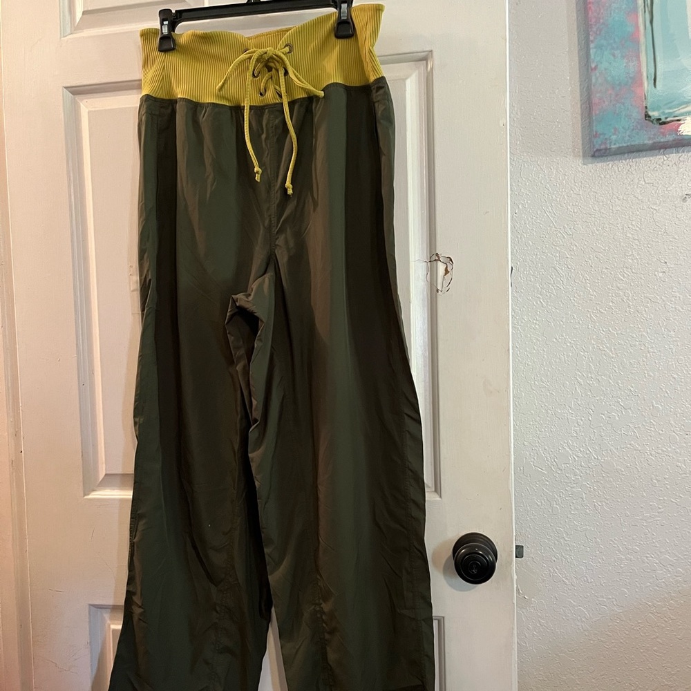 Free People bottoms